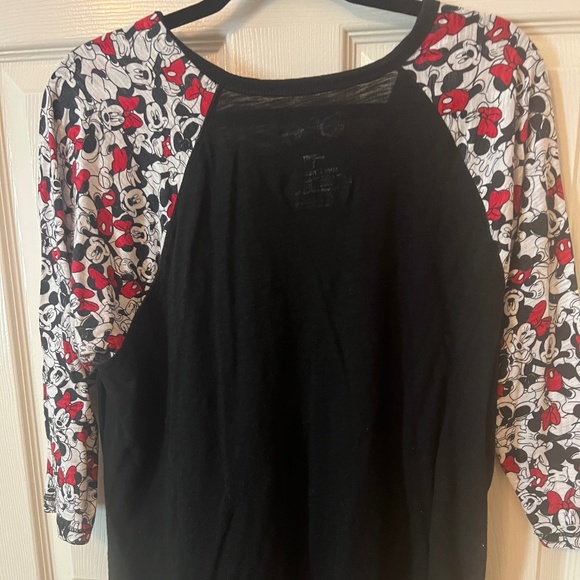 DISNEY MICKEY & MINNIE BLACK HENLEY RAGLAN TOP Size 1X (14-16) - Picture 5 of 5
